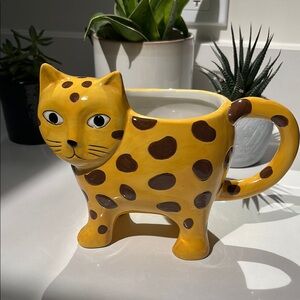 Yellow Spotted Cat Ceramic Pot Succulent Holder 90s decor